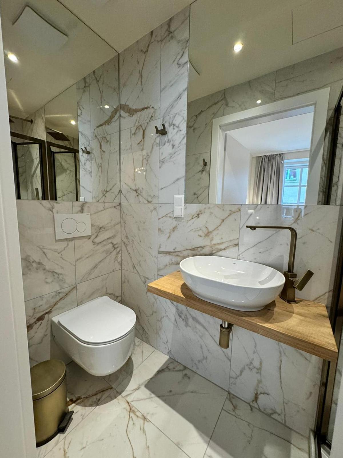 Easy Vienna By Stadtpark - Newly Renovated Экстерьер фото
